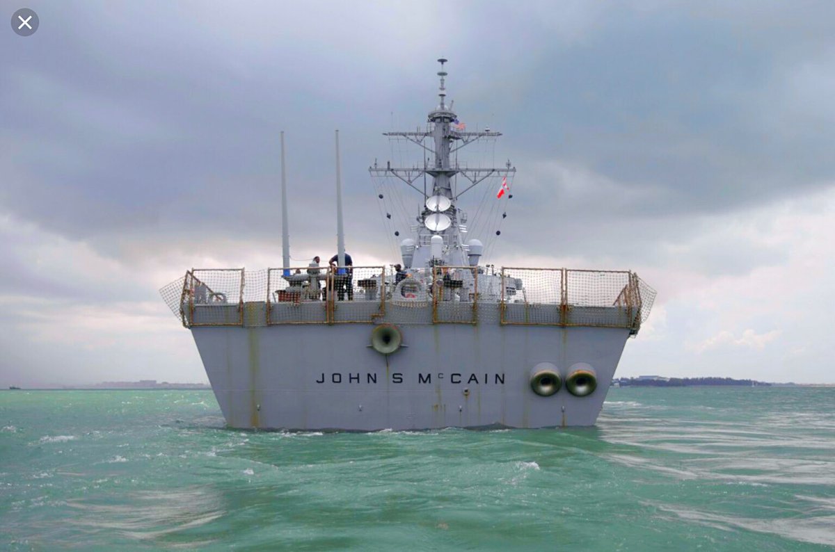 .@realDonaldTrump LOVES this ship! Please retweet so he sees it! ❤️⚓️ #USSJohnSMcCain