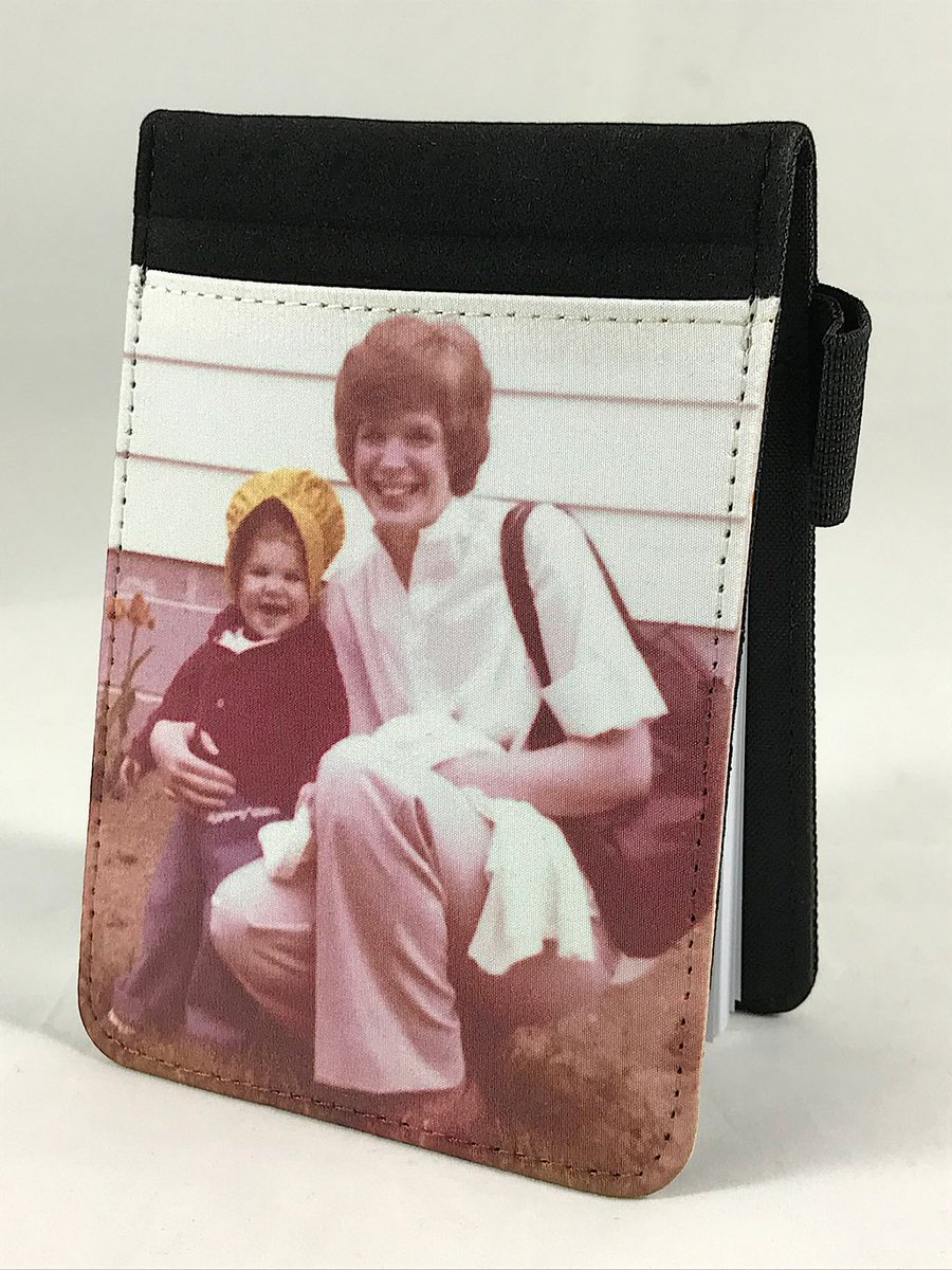 persona_imaging's tweet image. A #PhotoNotebook that is refillable and fits in your pocket! Available with color options in my @Etsy shop buff.ly/2I8MLJj