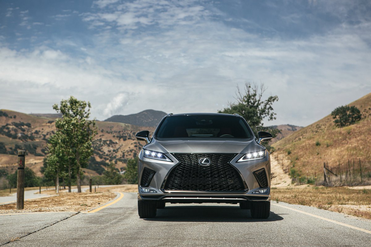 Lexus's tweet photo. A refined look, enhanced safety and comfort, with new connectivity options. Introducing the new 2020 #LexusRX. See more at: https://t.co/EObwZYYpX3 https://t.co/AEeb3WRUey