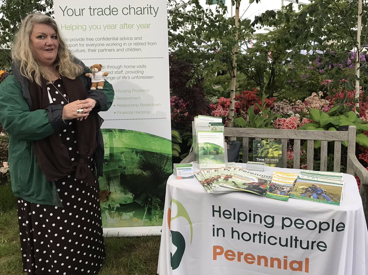 Fed Ted had a busy day out @SuffolkShow today. Met a prize winning #NorfolkHorn sheep with Ted Clover, caught up with @IpswichCBG The Elephant’s Tale Elmer @ElmerSuffolk19 & visited @KateCooney10 @PerennialGRBS at the fab #SuffolkAgricultureAssociation woodland garden @FCBGNews