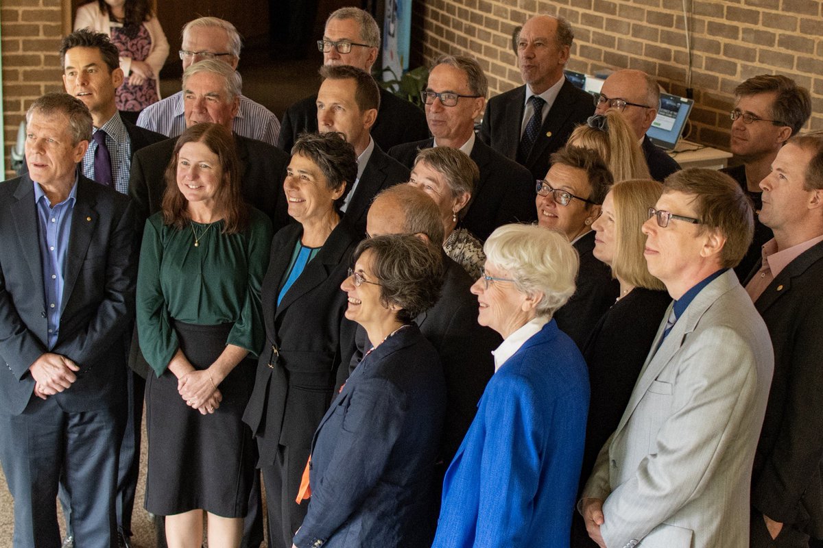 paulwhodges's tweet photo. Thank you to everyone for the kind words...it has been a very humbling experience to be recognised with this group...The presentations were inspiring...The parallels and connections between the presentations was intriguing #ShineDome19 @paulwhodges https://t.co/dZNFLy8ymd
