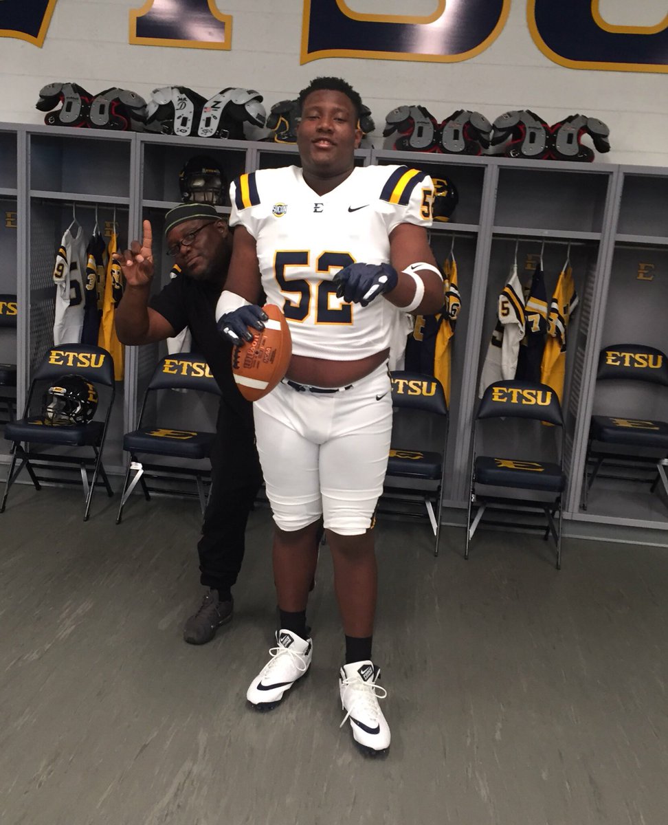 Lisa Montgomery (LMonty33) Twitter