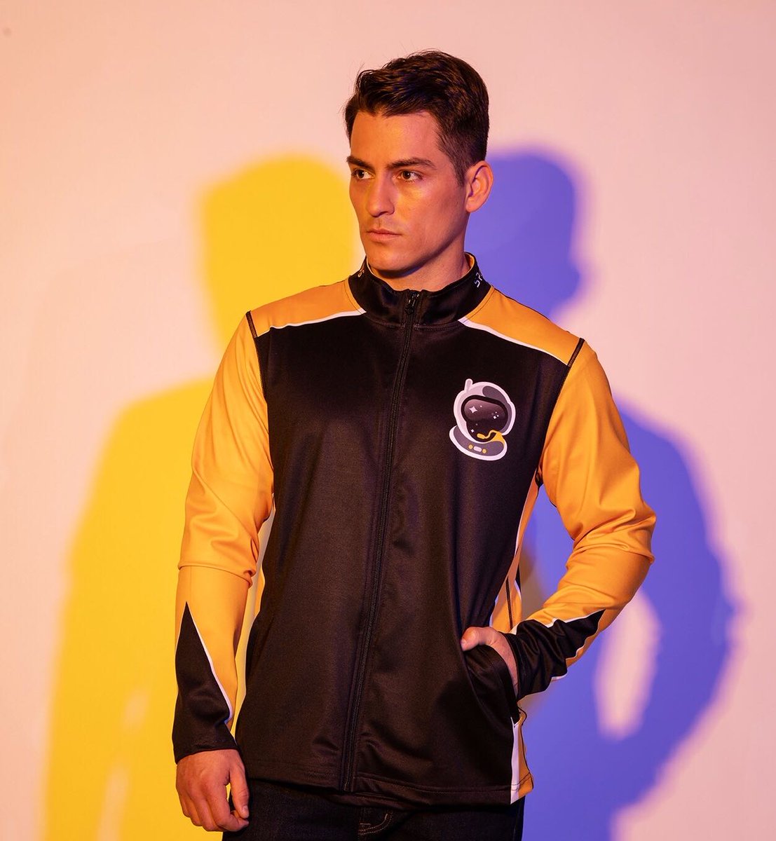 RapidThreads's tweet image. Industry leaders in on-demand e-sports uniform manufacturing. 🎮 #RapidThreads #LeagueApparel