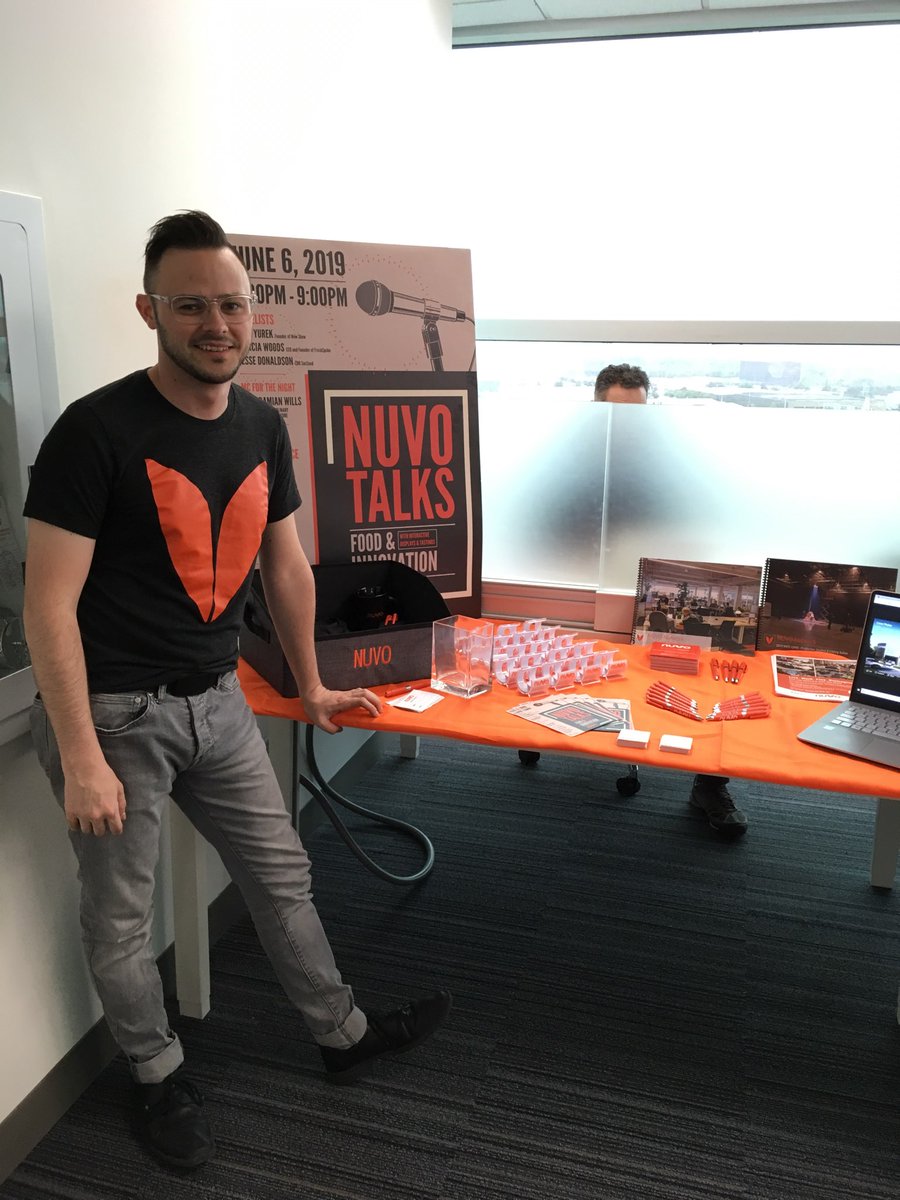 nuvonetwork's tweet image. Ty the event guy setting up with Zubash for tonight&apos;s #BEDC event at #techplace 
#nuvonetwork #networkingevent #networking #burlOn #techplaceburl 
@TechPlaceBurl @BurlingtonEcDev @tyhowie