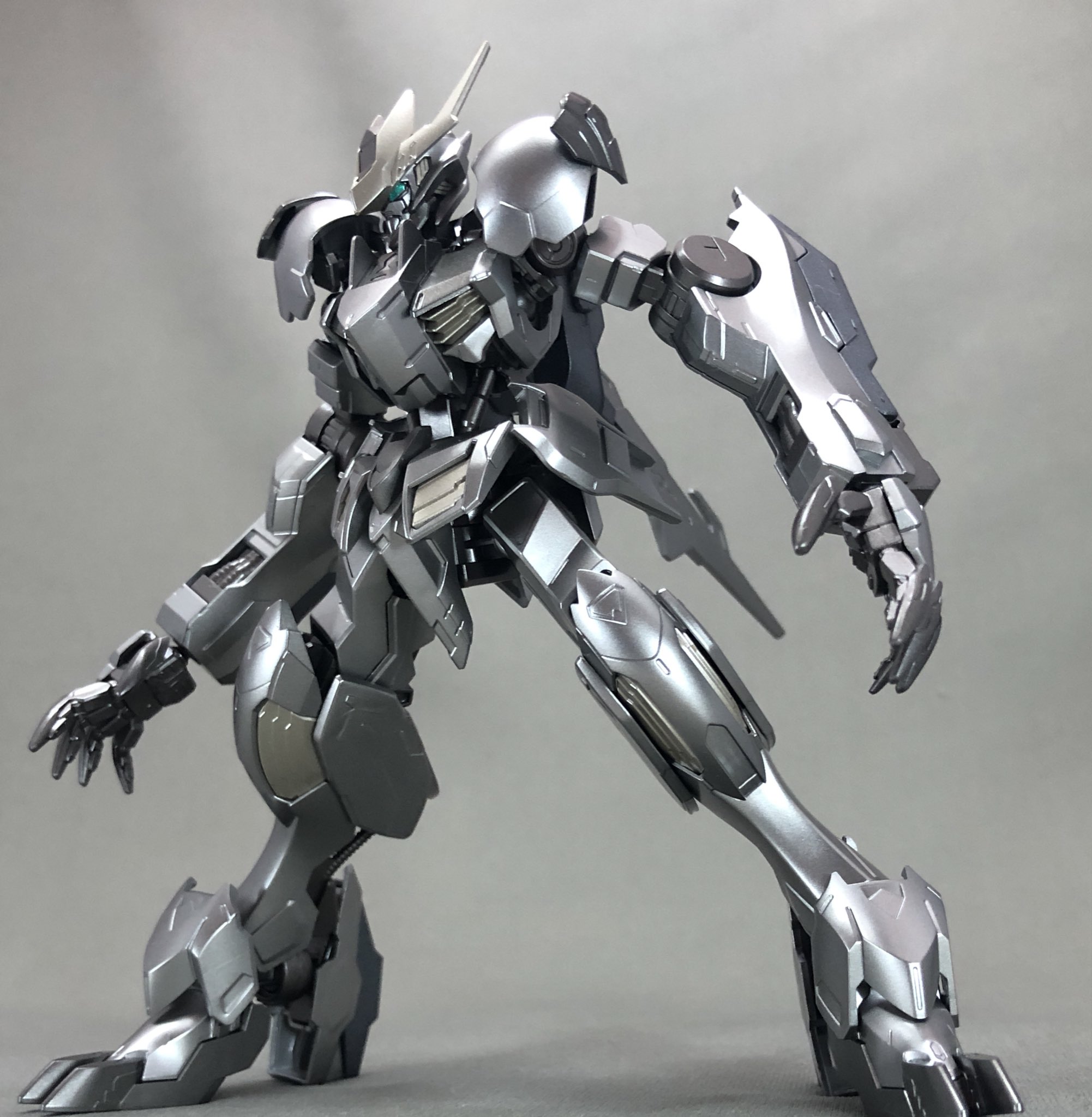豪華 MG 1 100 ガンダムバルバトス アイアンブラッドコーティング 未