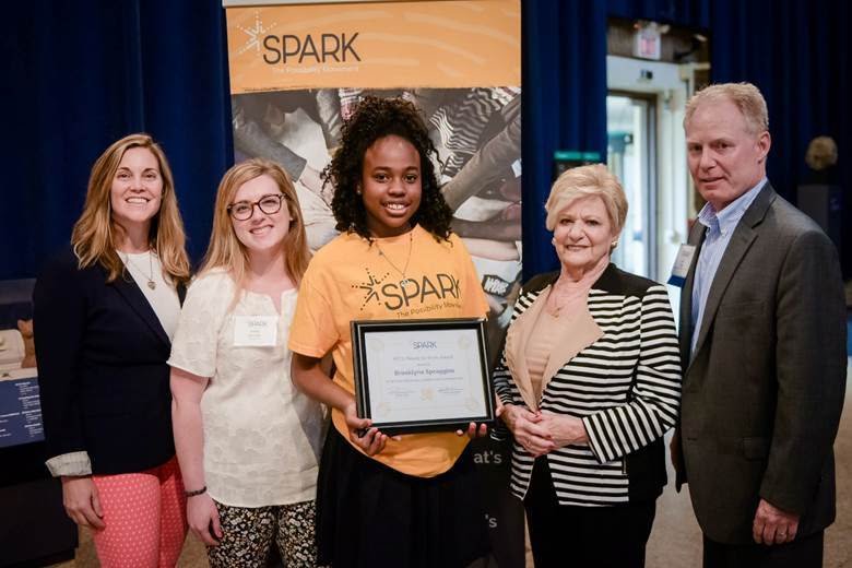 SparkProgram's tweet image. At our Philly Share Your Spark Event, Brooklyne, a Spark Student won the Philadelphia Federal Credit Union‘s &quot;Get to Work Award&quot; for her project. Brooklyne &amp;amp; her mentors from @KPMG created a business plan for a Parisian food truck. Congrats! #ThePossibilityMovement