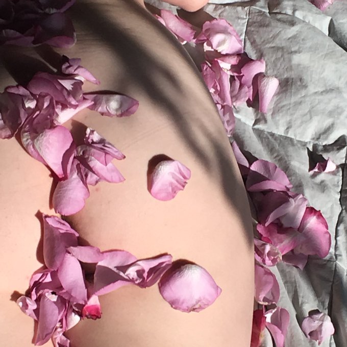 Happy #humpday don&rsquo;t forget to check out my #ManyVids and #snapchatpremiumavailable https://t.co/PdQ<a href="/tag/humpday"class="tags">#humpday</a><a href="/tag/manyvids"class="tags">#ManyVids</a><a href="/tag/snapchatpremiumavailable"class="tags"><span>#snapchatpremiumavailable</span></a>