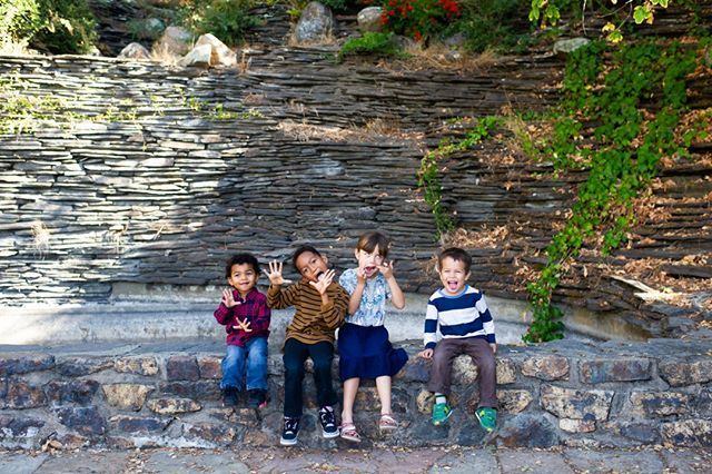 The most common question I get before a family session is, "What to wear?" The simple answer is, wear what makes you comfortable, but nothing super casual! Layers can be flattering on both girls, and little ones, and if it gets too hot, you can always re… bit.ly/2Qu6p6m