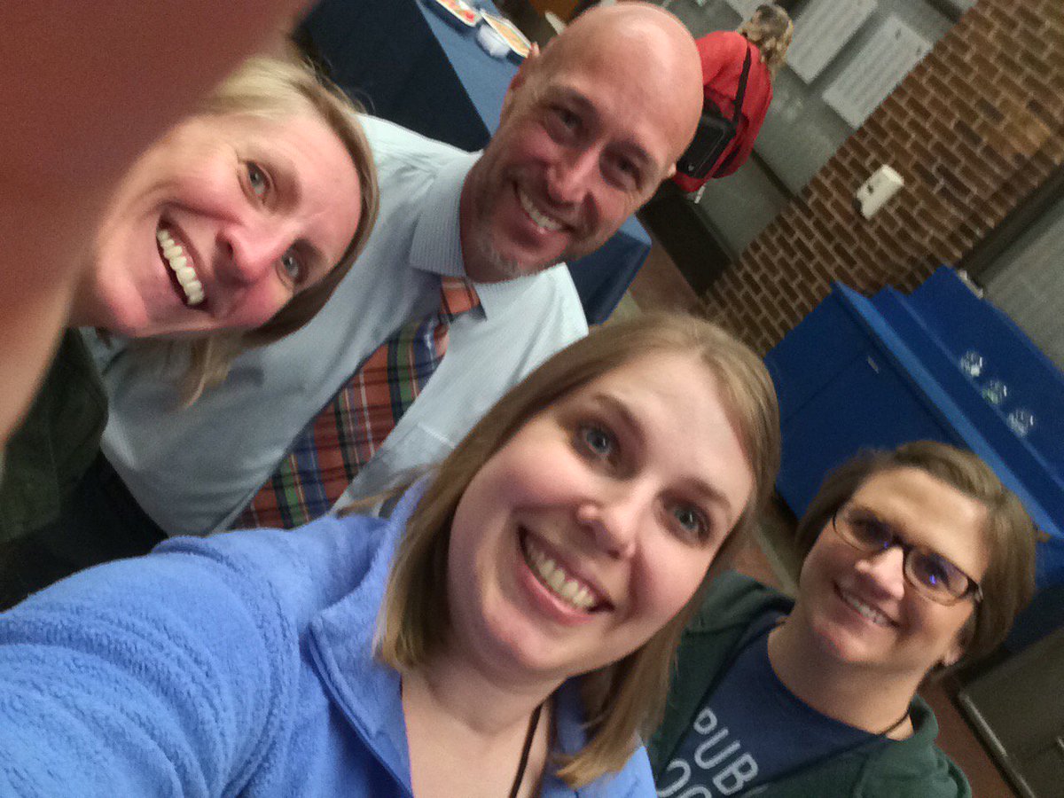 OPS_Virtual's tweet photo. OVS Ts had an awesome time learning at the #opstechshare! Meeting @Joe_Sanfelippo was the best! @MollyFelten @mmrogers0109 https://t.co/D4BVhzdWe4