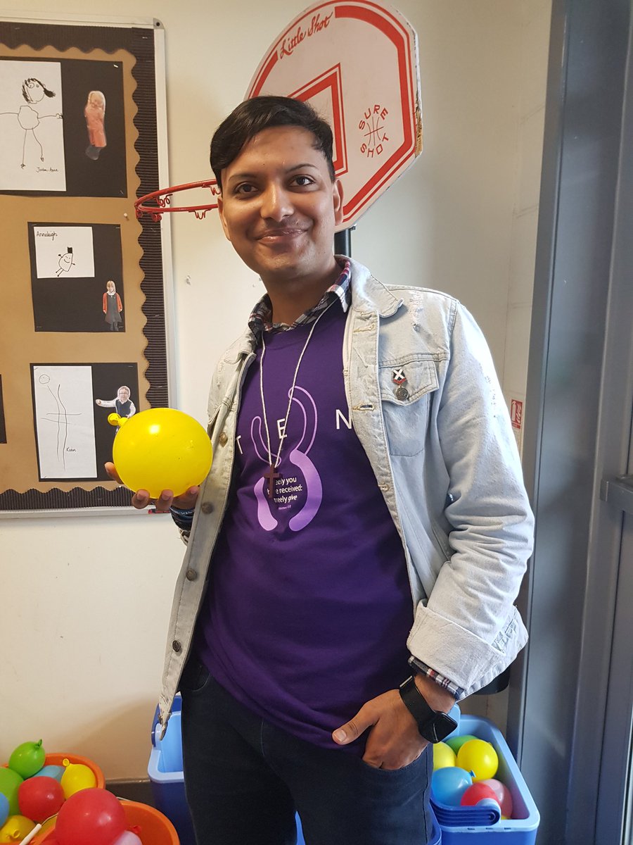 ali_royal_uk's tweet photo. So nice to had a good time playing some board games and fill some water balloons at Ferrywell Youth Team at Ten8 Edinburgh (annual student serving week).
Looking forward for rest of the week at Ten8 Edinburgh.
#Ten8Edinburgh https://t.co/JqpVTbwN6o