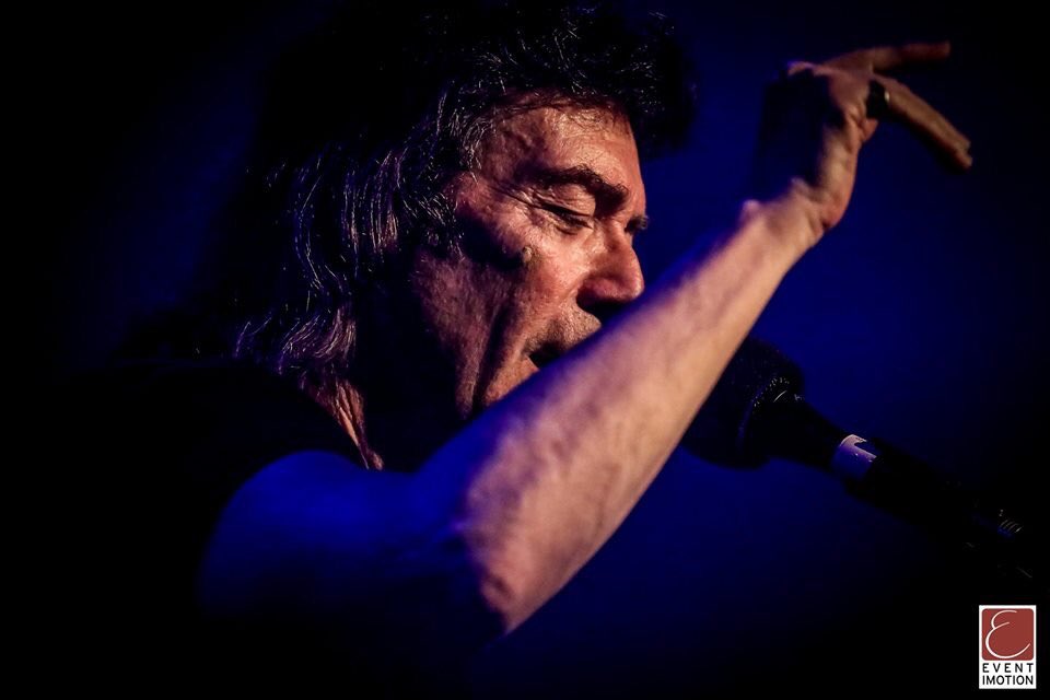 eventimotion's tweet photo. STEVE HACKETT @ VOLKSHAUS | ZÜRICH
#stevehackett #eventimotion #volkshauszürich #zürich #concert #tour #guitarist #music #concertphotography #canon https://t.co/8iwzJsmclQ