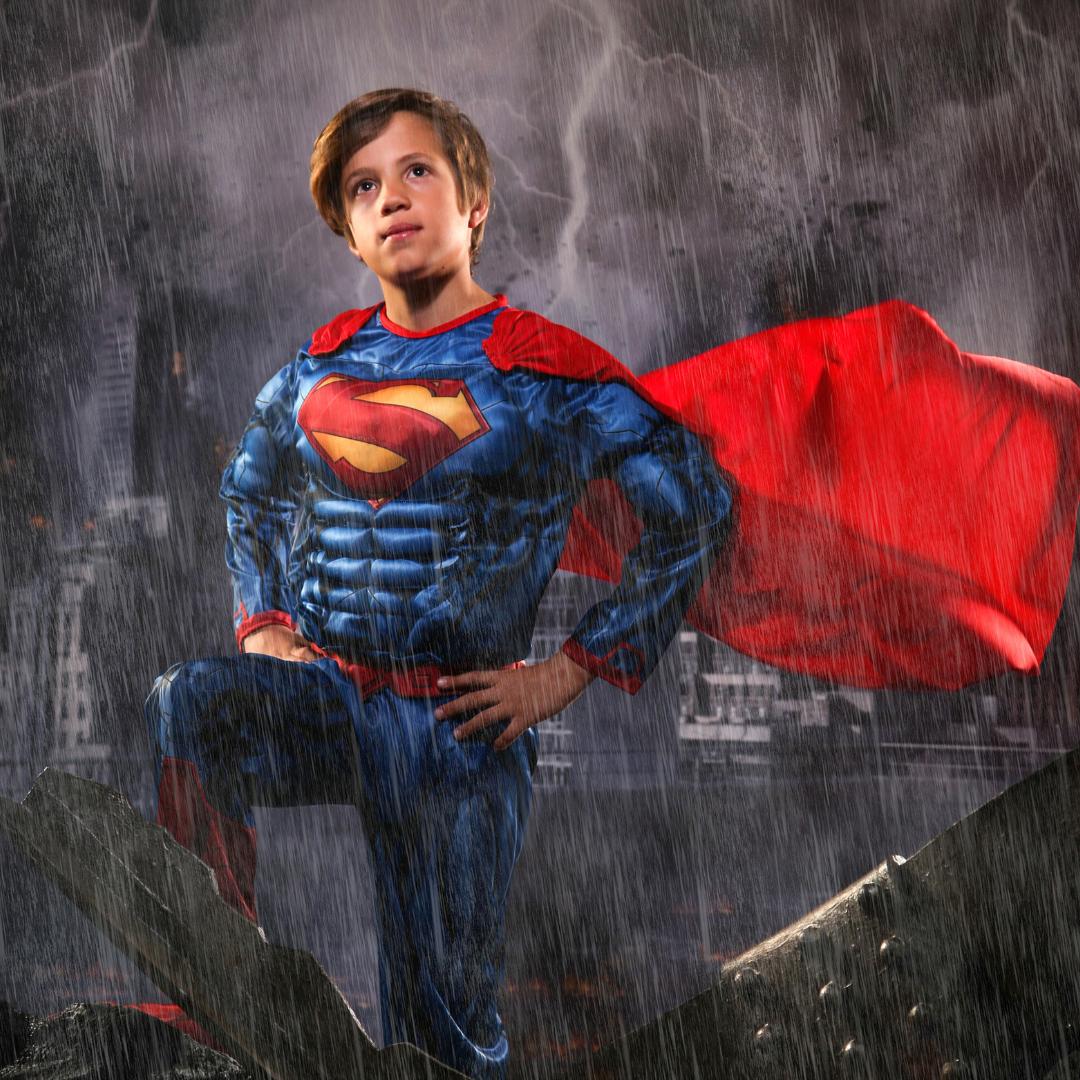 “There is a superhero in all of us, we just need the courage to put on the cape.” 

Well, we've got the superhero capes, sets and the props! Join us this Saturday, June 1st for a special Father's Day superhero photo shoot.  Want to learn more? bit.ly/SuperheroSessi…