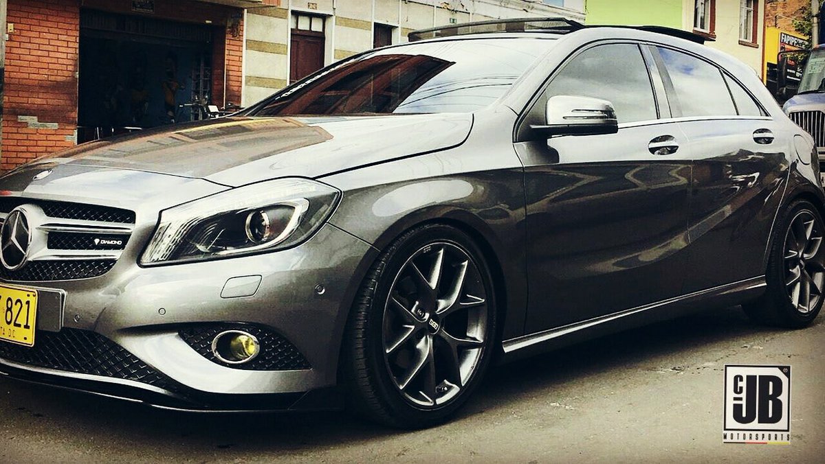 CJBMOTORSPORTS's tweet photo. Amigos de la casa, que aunque cambiaron de fierro aún siguen con nosotros @velandia5436
#Mercedes #Benz #A200 #Power #GermanyRules #BBS #Wheels
#CjbMotorSports #CjbFamily #CjbFriends https://t.co/fThF7NOwy7