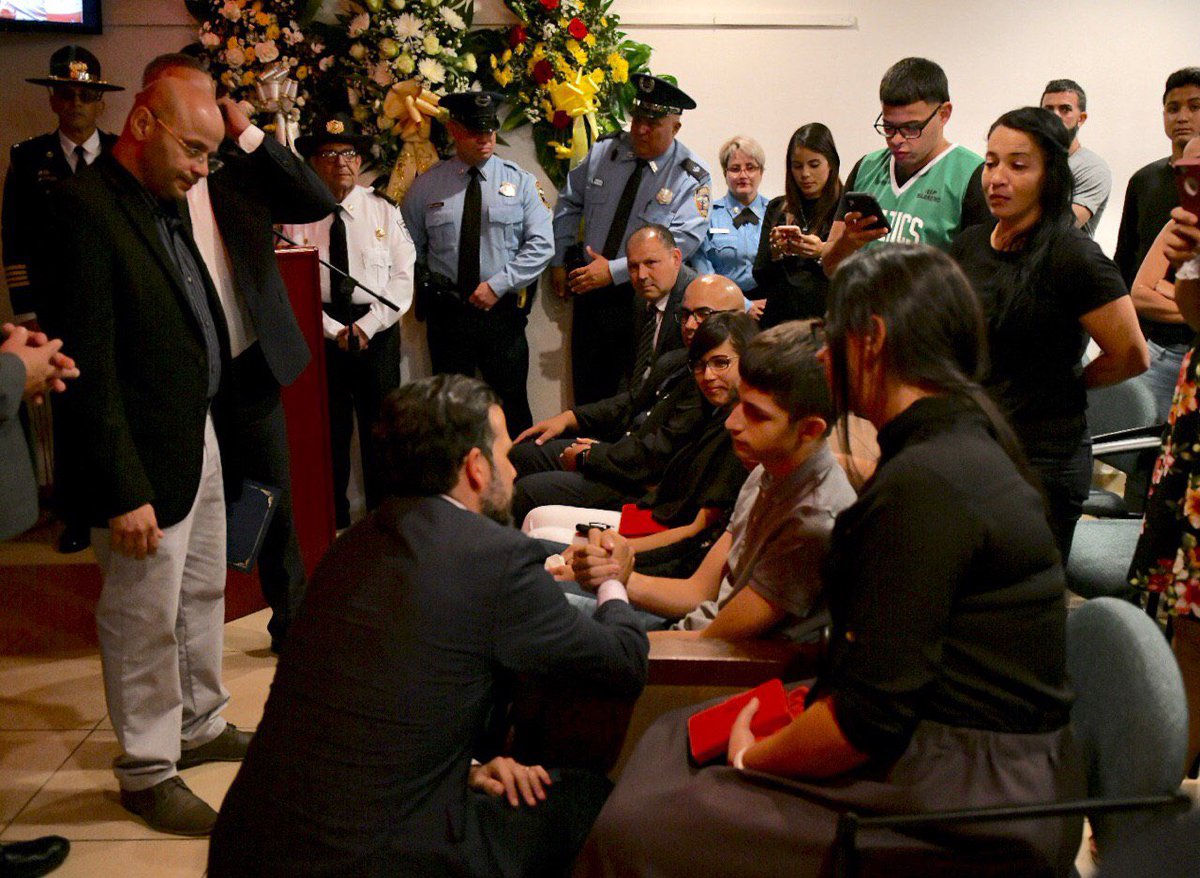 Ricardo Rosselló tweet media