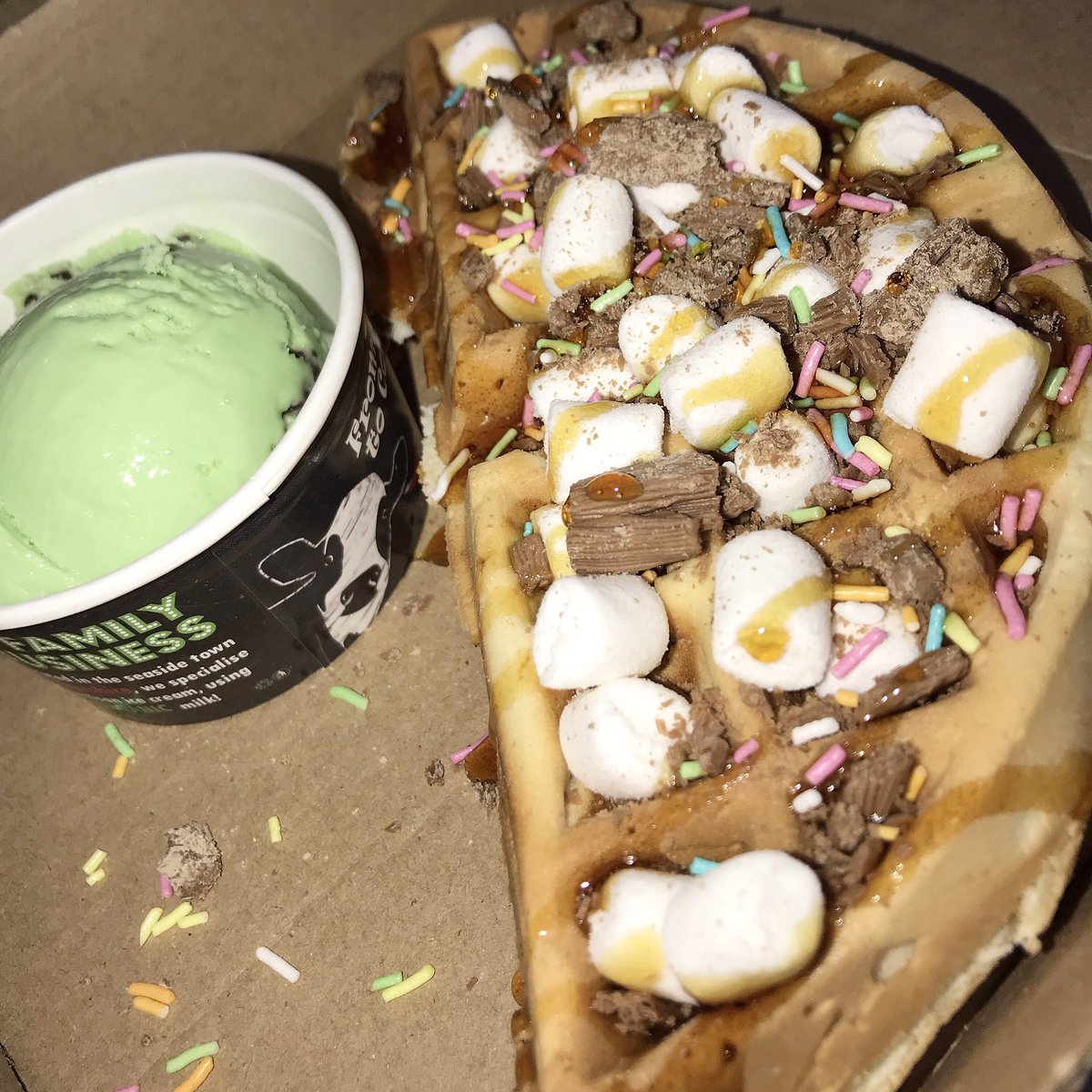 sweetshack__'s tweet photo. Goodnight everyone. See yous tomorrow at 12! Don’t forget we are doing deliveries from 3-9pm. Last delivery at 8:45! 🍦🍦🍦🍦 https://t.co/BlMbdxbBso