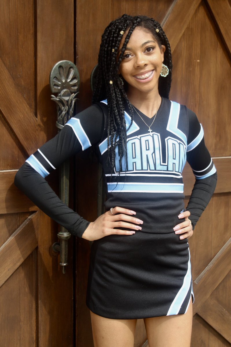 HarlanCheer's tweet photo. Camryn is a 2 yr member & Co Captain of our Varsity Cheer team She is part of the 1st graduating class for Harlan! She will attend Spellman College in the fall! We wish you nothing but success in your future endeavors! 💙#SeniorRecognitionWeek #ClassOf2019 https://t.co/LF2vGA5VGr