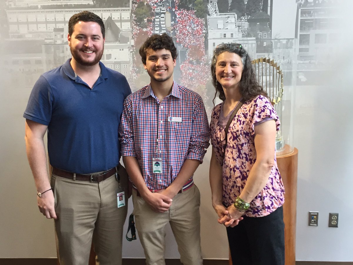 Phillies internship for #seniorproject - keeping it in the @mfsfox and @MFSWordsWorth family!!  @Phillies @andshah17