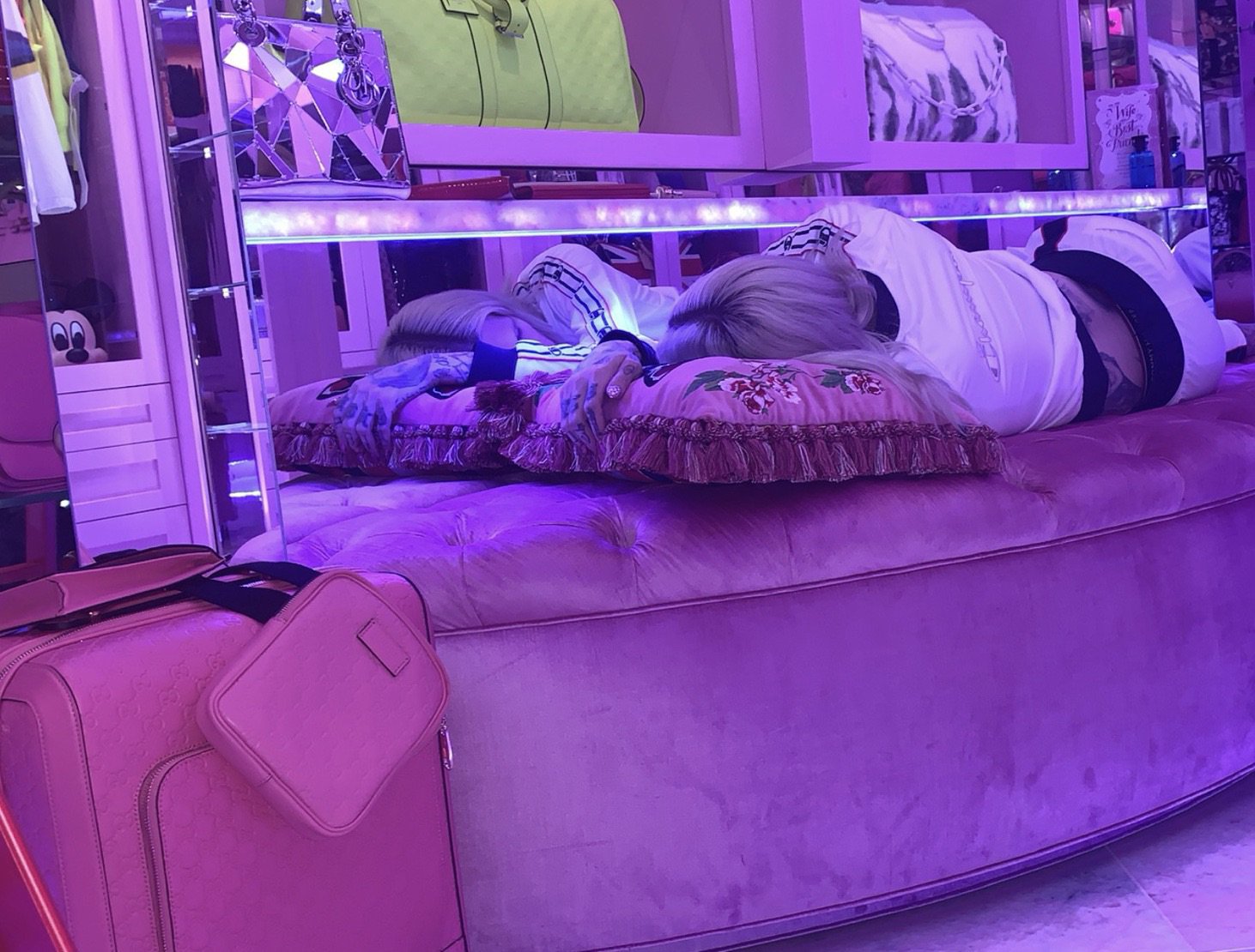 Jeffree Star on X: Taking a nap in the pink vault brb 😌💖 https