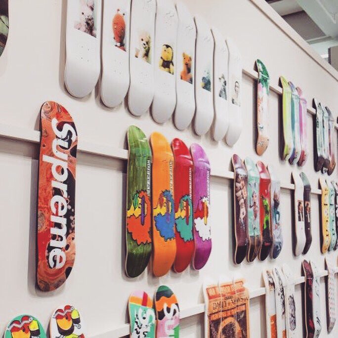 Apfaff's tweet image. Meet the young hustler who purchased the famous $800k @supremenewyork deck collection from @Sothebys -&amp;gt; bit.ly/SupremeSothebys