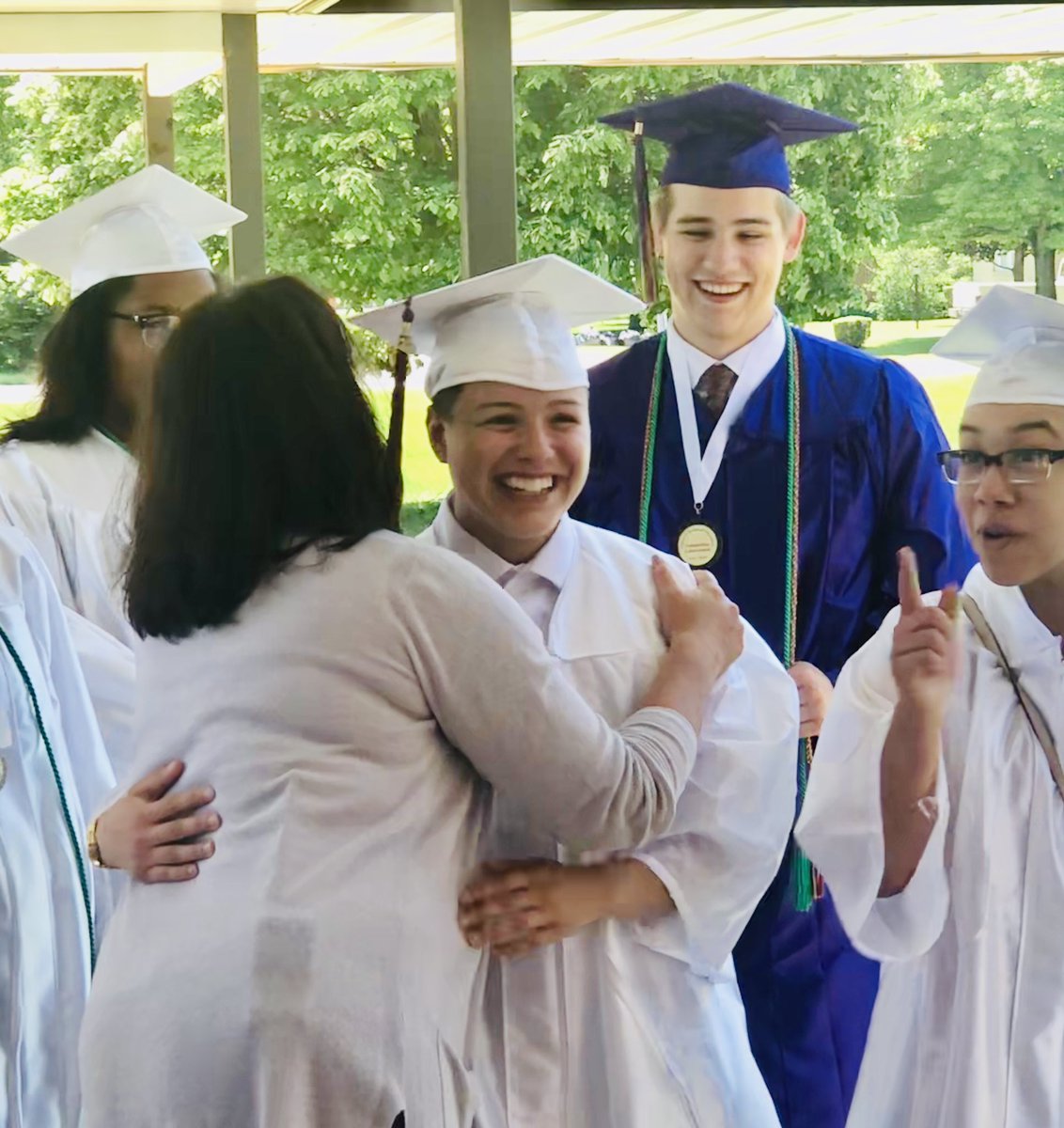 DardenSBCSC's tweet photo. Go confidently in the direction of your dreams, Clay High School graduates! How lucky @DardenSBCSC students were today to get up close + personal with these special role models! @pkarban7 @SouthBendCSC @SBCLAYHS https://t.co/aTctdsH9RR