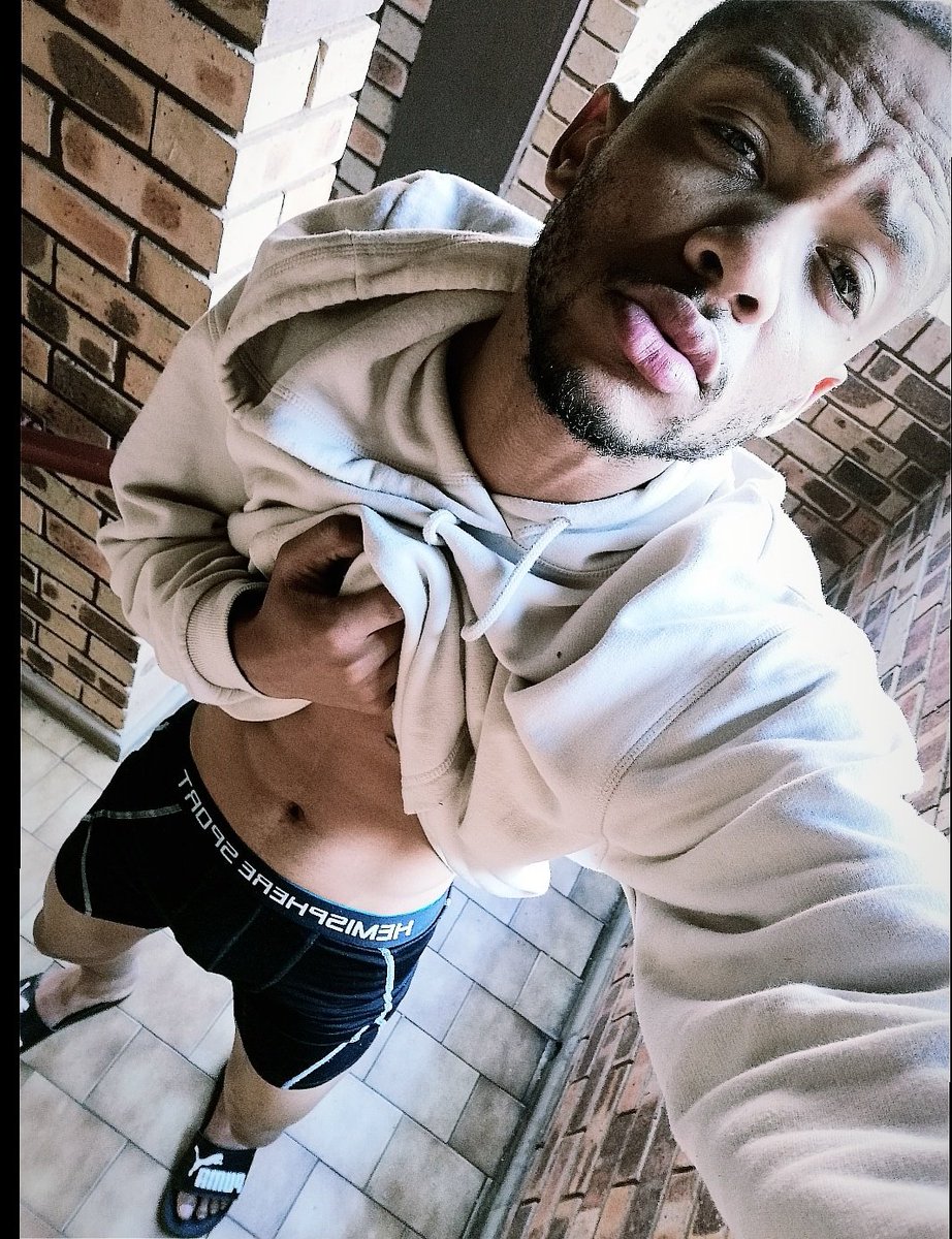 MzansiGot's tweet photo. Cute yellow boy from Pretoria.

#ProudlyMzansi https://t.co/L1QFAkvjTS