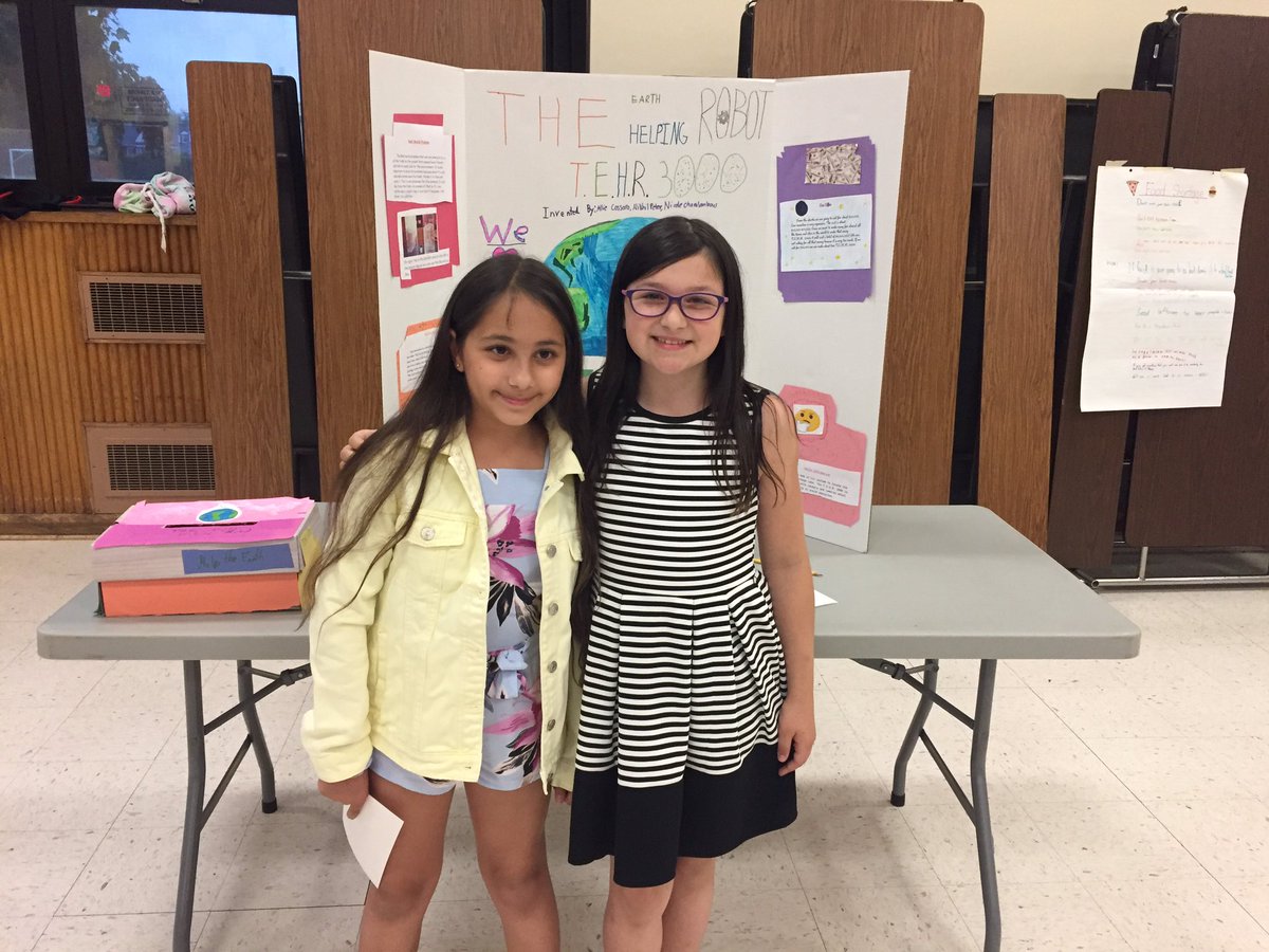 BeyondTheTank20's tweet photo. Thank you students and parents for attending our presentation night! We were so thrilled to receive your investments and feedback on our products 🤓💰 https://t.co/TTJOluAE3n