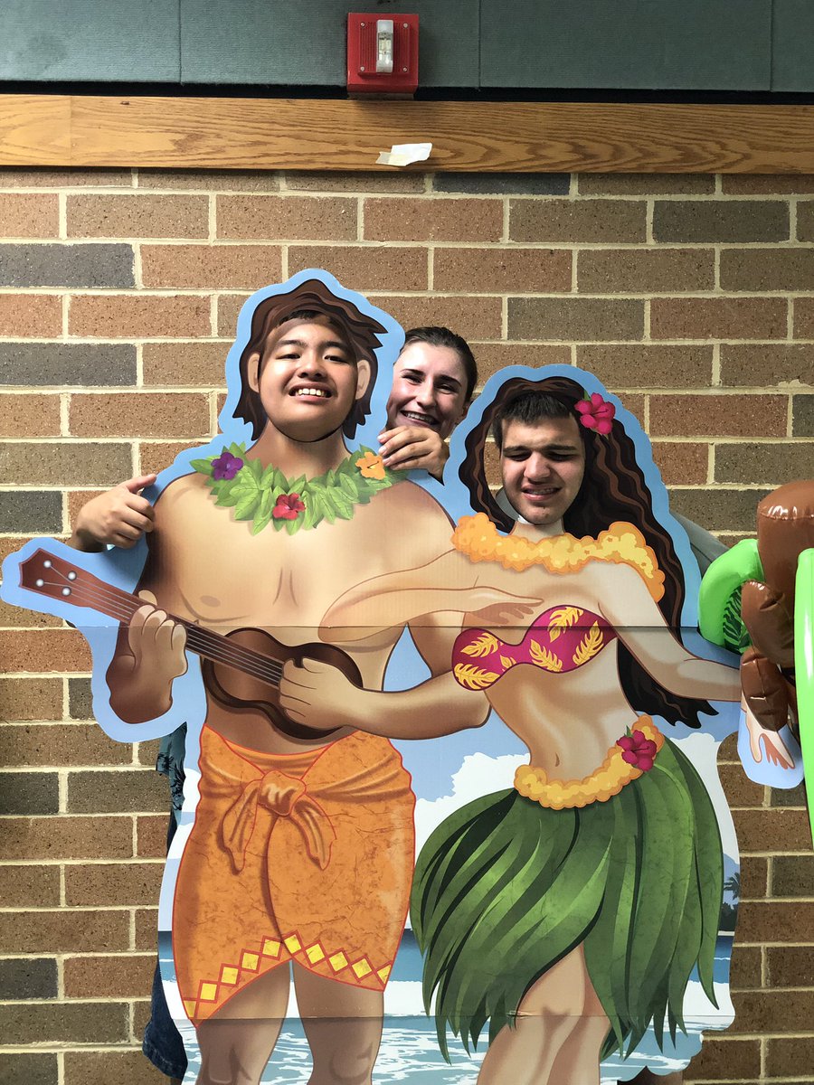 Mrs.Miller tweet media