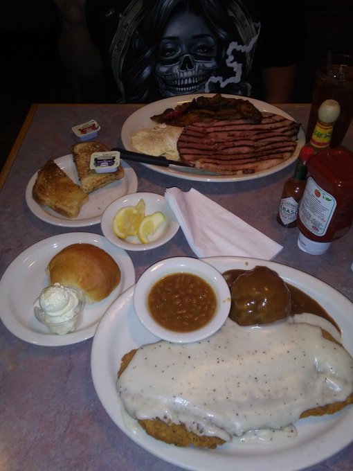 Out to dinner with the love of my life @toddjonesxxx..  Food and love is the way to his heart😍😘 https://t<a class="tags" target="_blank" title="On Twitter" href="/?out=eyJ0eXAiOiJKV1QiLCJhbGciOiJIUzUxMiJ9.eyJpYXQiOjE3MjUyODM0MDIsImlzcyI6InR3cG9ybnN0YXJzLmNvbSIsIm5iZiI6MTcyNTI4MzQwMiwiZXhwIjoxNzU2ODE5NDAyLCJyZWRpcmVjdF91cmwiOiJodHRwczovL3R3aXR0ZXIuY29tL3RvZGRqb25lc3h4eCJ9.Sofzrb9gwKG7iQnmvYY1JFOMFWJF5qGOeS6cdGXs-CSgTrOwufBmj-RGRuA0Qq09orofwaeeAu090aDZ_0sagw">@toddjonesxxx</a><a href="/tag/soulmate"class="tags"><span>#soulmate</span></a><a href="/tag/18yearsandcounting"class="tags"><span>#18yearsandcounting</span></a>