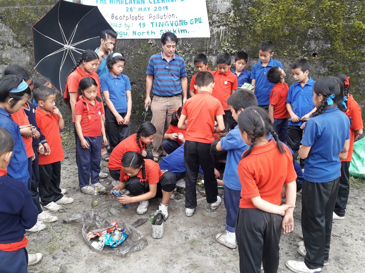 KamalNathBhatt1's tweet image. #Thehimalayancleanup 2019 observed by 19 Tingvong GPU on 26/05/2019