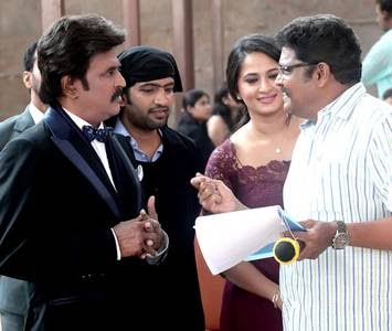 Birthday Wishes to The Legendary Director #KSRavikumar Sir On Behalf Of #Superstar #Thalaivar #Rajinikanth Fans .. Long Live Sir 

#HBDKSRavikumar #HappyBirthdayKSRavikumarByThalaivarFans ♥️😊