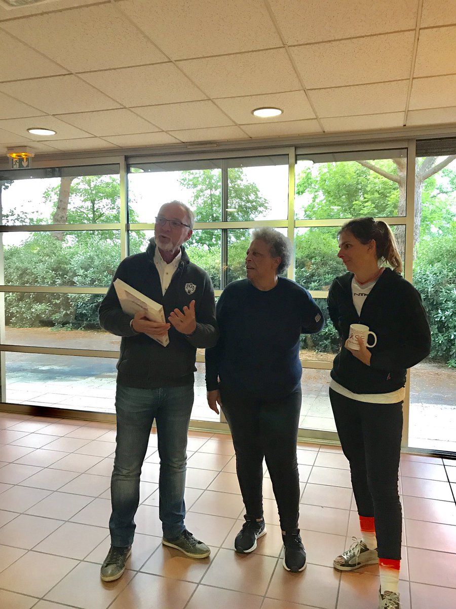 Sport Santé Cancer, bientôt à Agen...Une section Rugby à 5 avec Le Comité Féminin 47. Nous étions reçu cette semaine à La Maison du Rugby à Toulouse Par Le Dr Stephanie Motton et ses RUBieS à 5