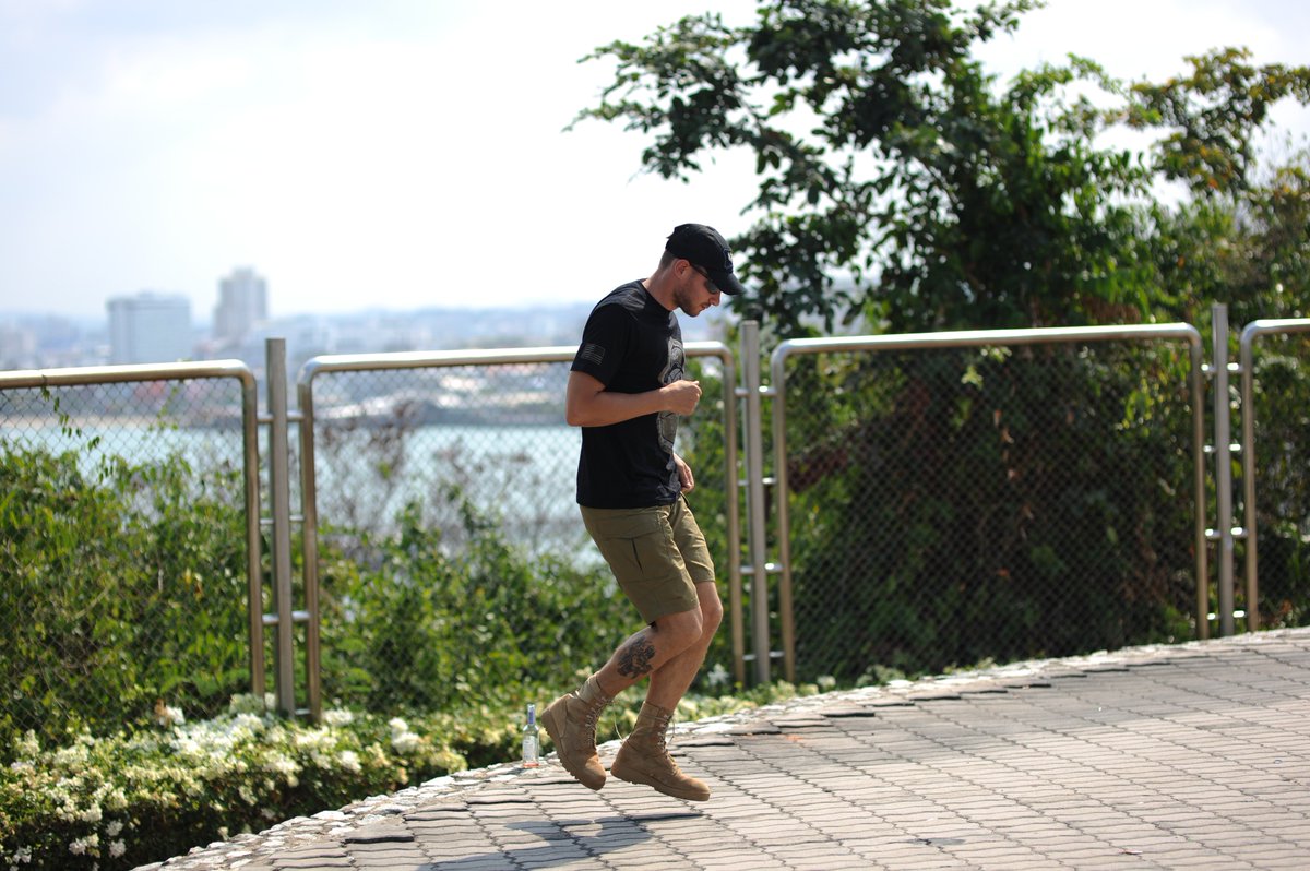 Vancefly1's tweet photo. If you are looking for #short pants for this #summer, don’t hesitate to choose Vance fly! Focused on #practical and #comfortable wear, these #tactical #pants have multi-layer pockets and are designed perfectly to fit the body with an elastic waist. Visit our website! #vancefly https://t.co/C3KibmnADM