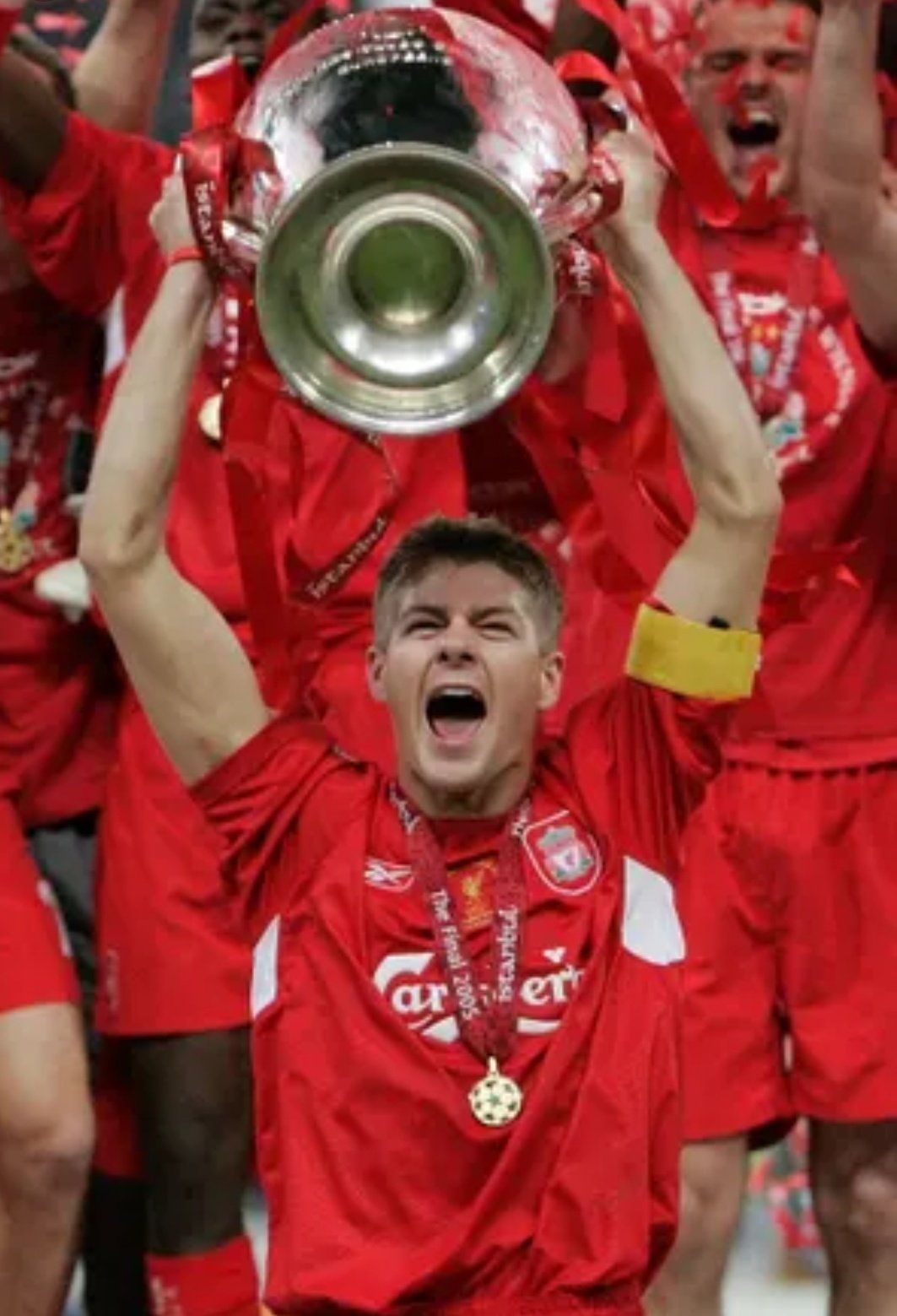 Happy Birthday Steven Gerrard!        