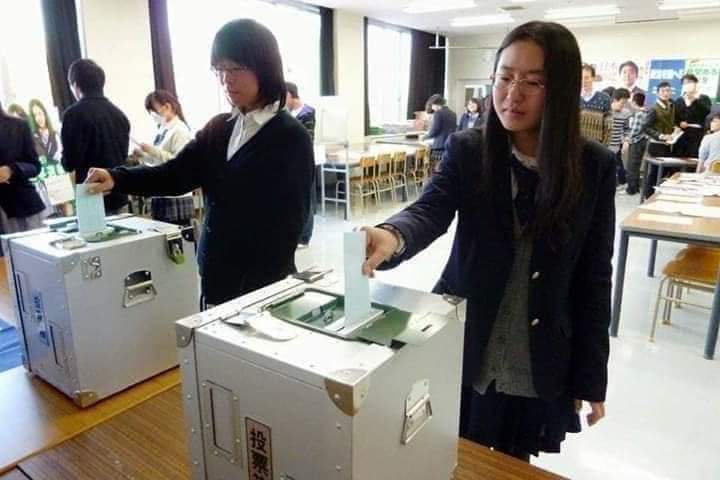 Китайское правительство назначило. Председатель кнр си цзиньпин фото. Голосование в китае. Голосование в китае. Какие выборы в китае.