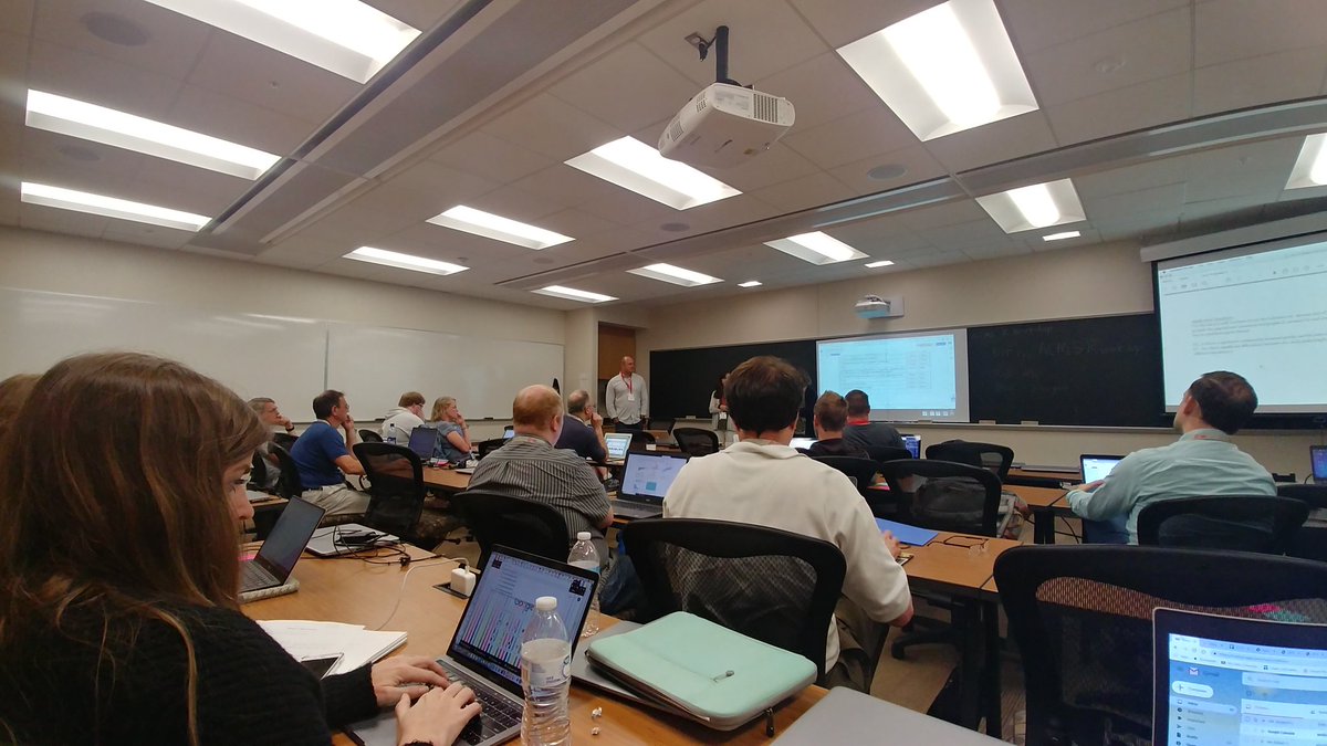 Am2an7da9's tweet photo. Great workshop on using R statistics! Thanks Judith, Ryan, and Alana! #acms #acmsconference #rstats https://t.co/wVxYqI5wrO