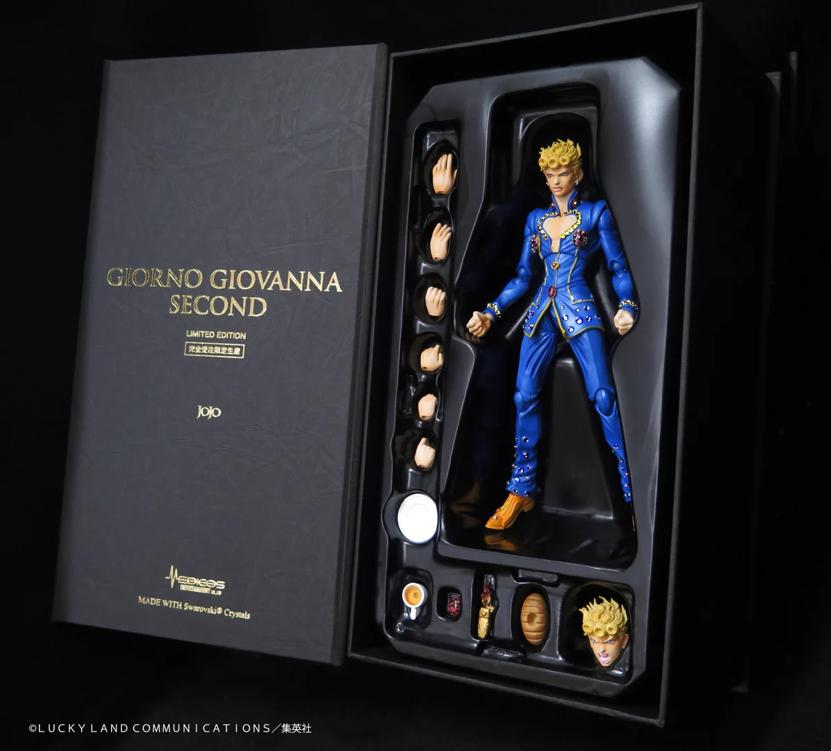 ジョジョの奇妙な冒険 ジョルノ・ジョバァーナ セカンド スワロフスキー限定版 D7yIGrMUIAAvvuT?format=webp&