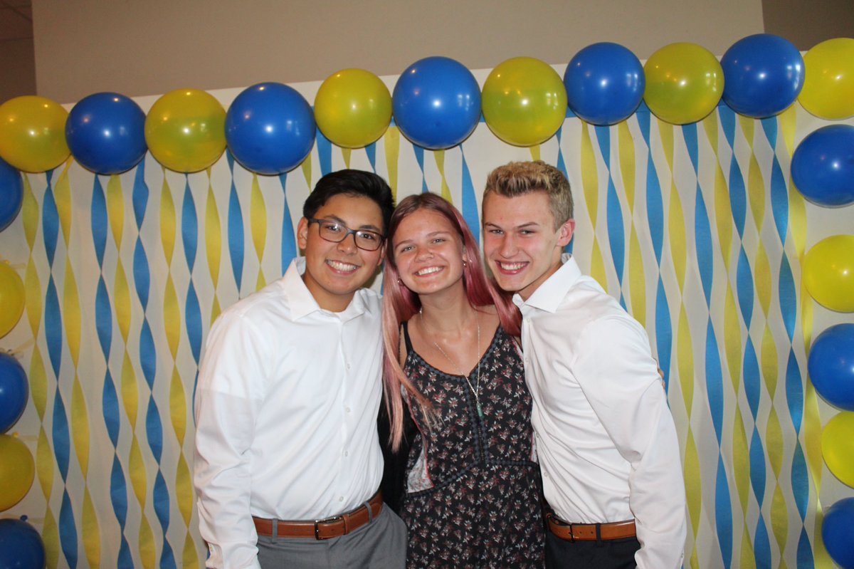 BayPortDeca's tweet photo. Tonight we celebrated our year with our annual DECA banquet. Congratulations on a great year! 🏆💎 https://t.co/1W1KnWXkI5
