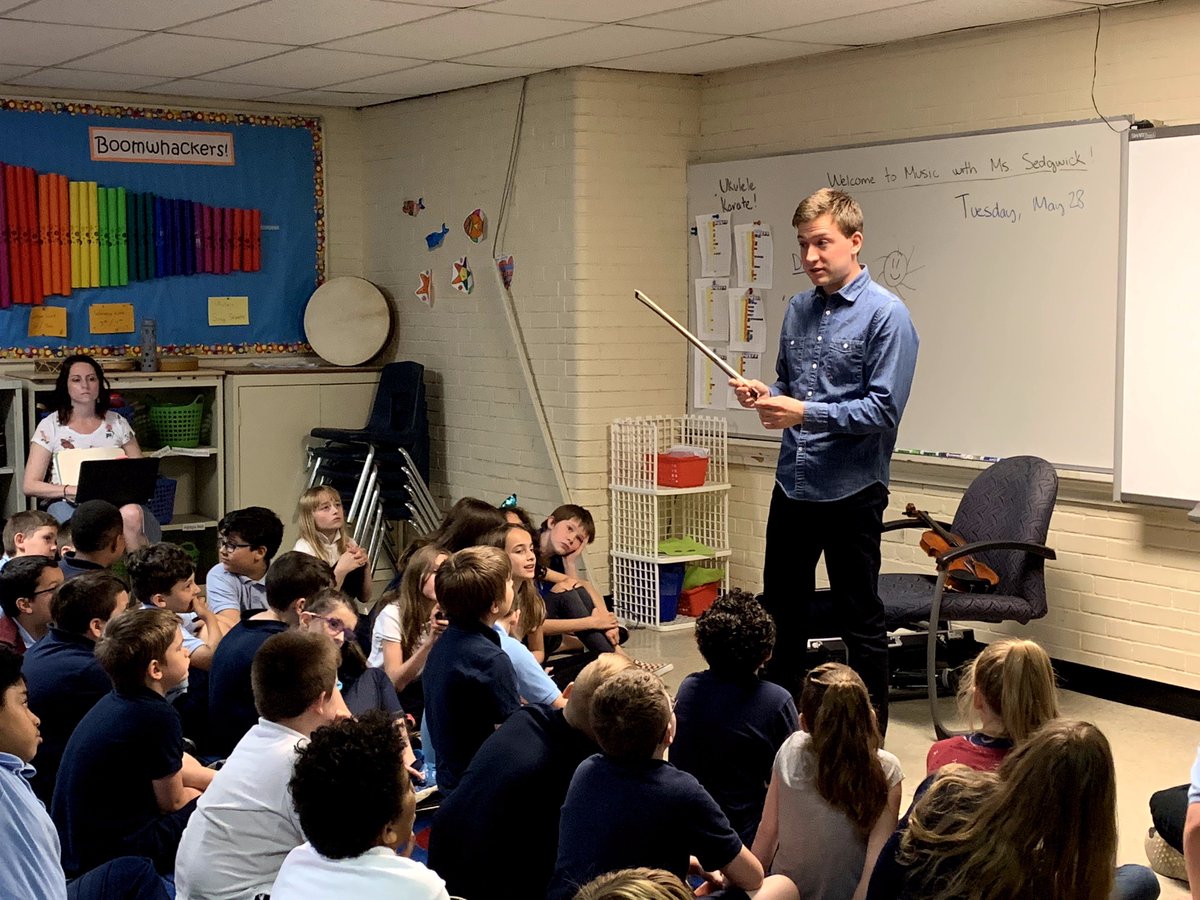 OBCSPTT's tweet photo. Musical end-of-the-year treat today courtesy of Arts Renaissance Kids! 🎶✨ @cim_edu 's James Thompson performed for OBCS 2nd and 4th graders and taught them a few things about the violin. 😊🎻@KaiserCherie @ConstellationOH @ArtsRenTremont https://t.co/qNHsLEm9Uq