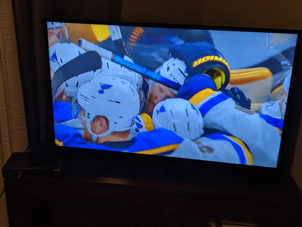 AngWxGrl's tweet photo. Gunnerson!!! #STLBlues #WINNER #PlayGloria  #StanleyCupFinal https://t.co/wVRr1T5KzP