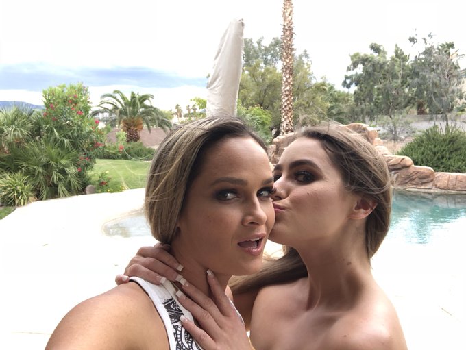 Play time! https://t.co/JHyMg4IsBC