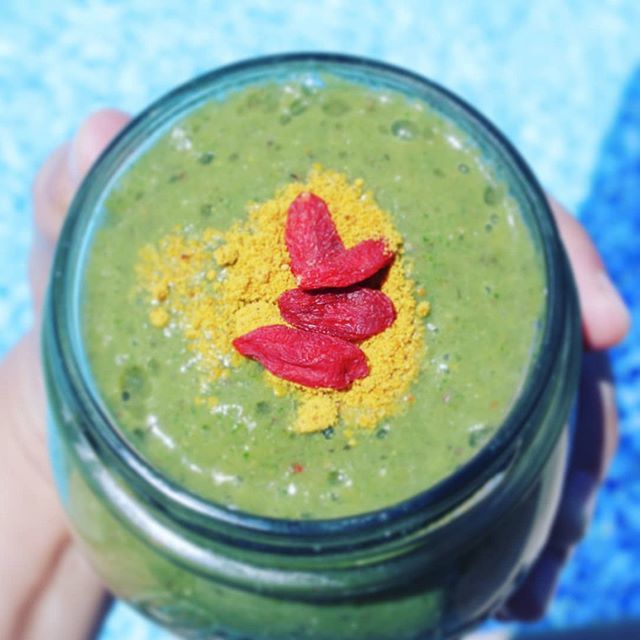 Jagody goji to jedne z najzdrowszych owoców świata. Substancje w nich zawarte przeciwdziałają nowotworom, wzmacniają odporność i neutralizują wolne rodniki. W Tradycyjnej Medycynie Chińskiej uważa się, że ich spożywanie może przedłużać życie i zapewniać … bit.ly/2HJKC88