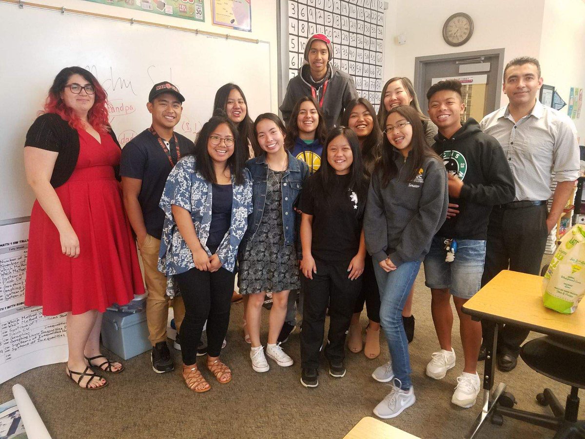 ACHS Link Crew tweet media