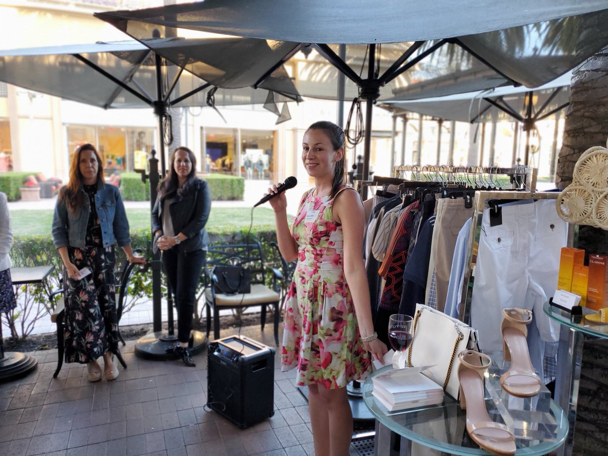 Kevin_Garrity88's tweet photo. Great @unitedwayoc #emergingleadersunited event tonight @Bloomingdales @FashionIsland.  Raising money for #youthcareerconnections and helping FACE 2024! #united4oc #doingmore4oc #emergingoc https://t.co/f9Tv6c2PAJ
