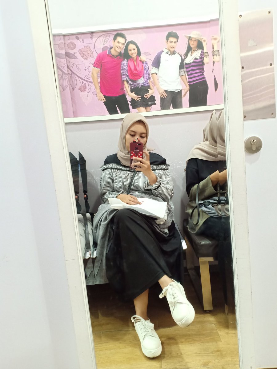 duapuluh lebih tiga, still young and wild ~