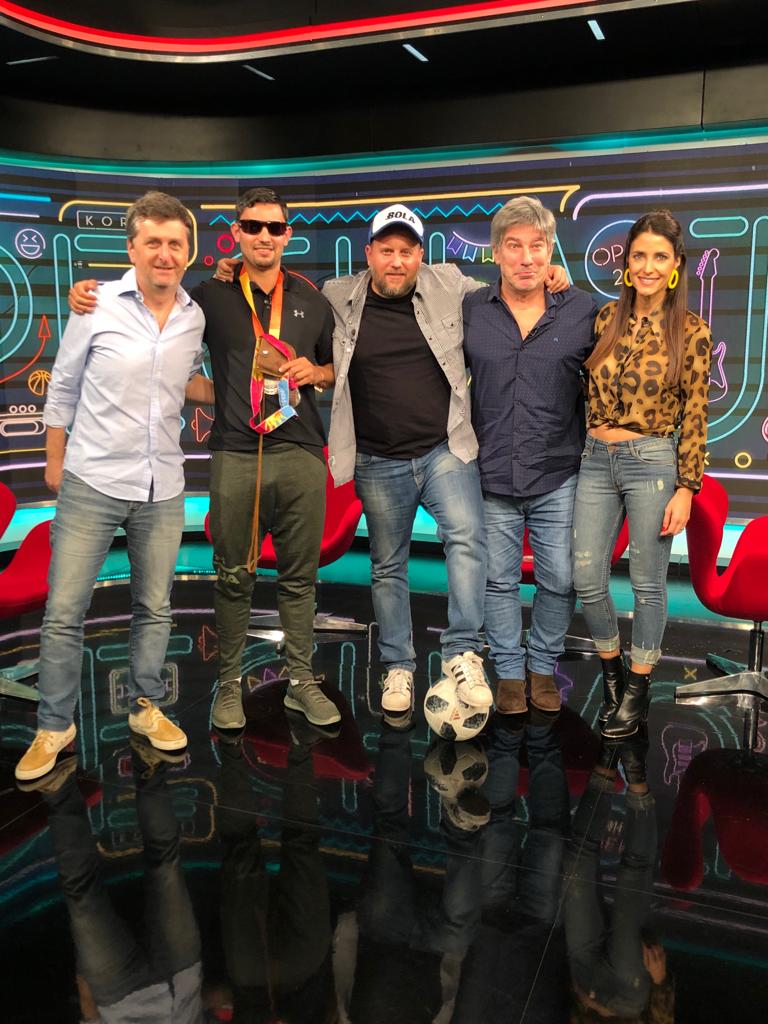 👍 ¡Muchas gracias Alexis Acosta, atleta ciego y sexto mejor del mundo en salto en largo, por su visita al living de #RepechajeDIRECTV