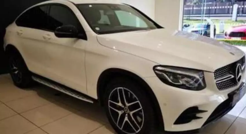 drivenrsa's tweet photo. Mercedes Benz GLC Coupe 350d 2017
R 949,000
4 Matic
White with black interior
Only 18,000kms
FULL HOUSE
Contact 0810626741 https://t.co/ZVvzh4ZACg