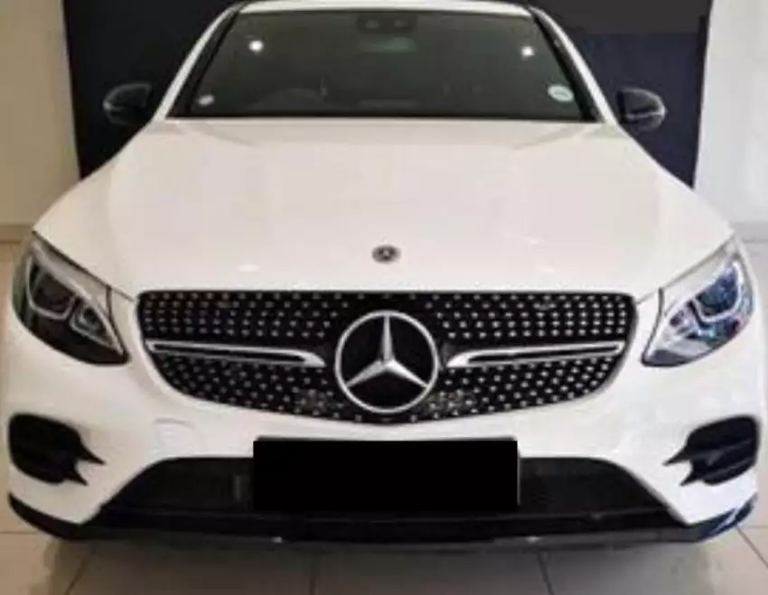 drivenrsa's tweet photo. Mercedes Benz GLC Coupe 350d 2017
R 949,000
4 Matic
White with black interior
Only 18,000kms
FULL HOUSE
Contact 0810626741 https://t.co/ZVvzh4ZACg