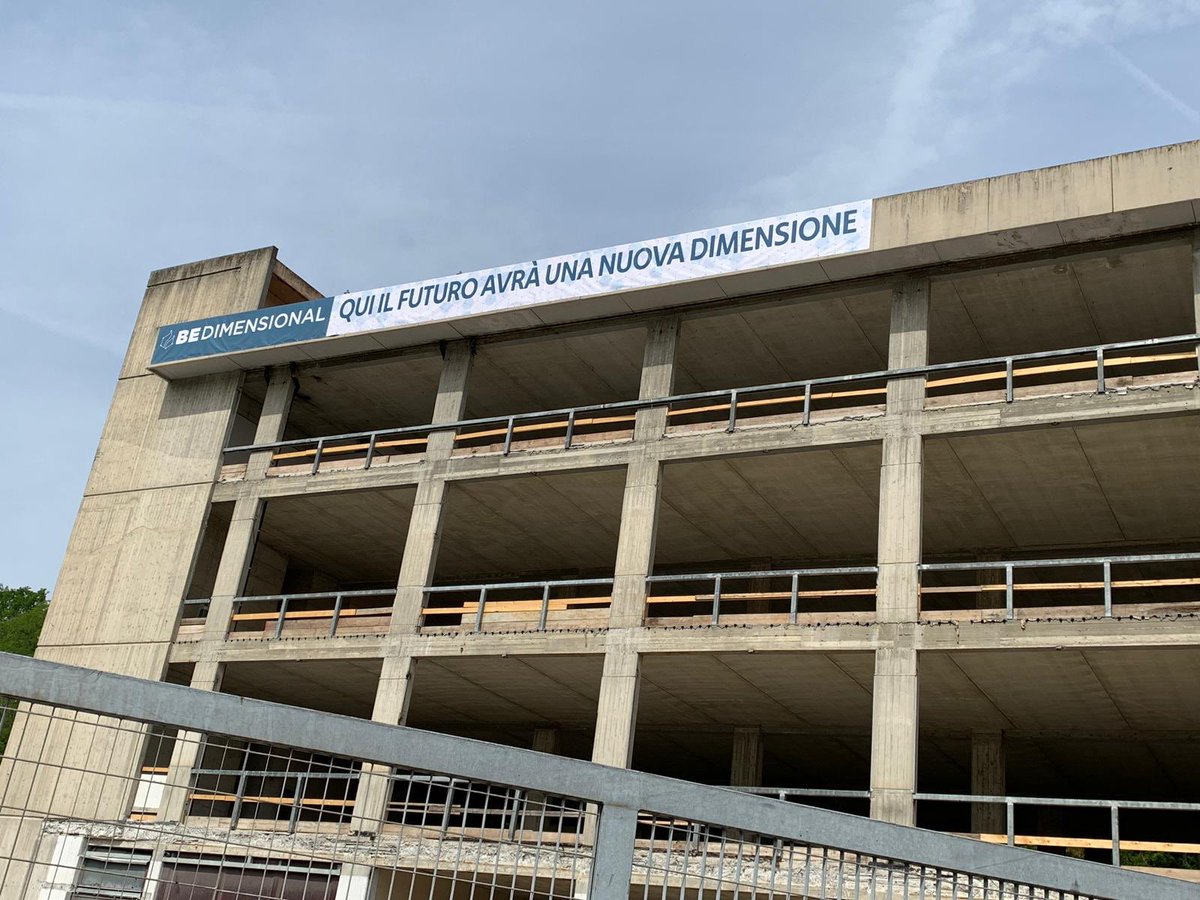 Proud to see technology developed at the cutting edge of modern academic research transferred to the industrial environment. Day after day the home of @Be_Dimensional is taking shape. Thanks to <a href="/IITalk/">IIT</a> graphene labs and @GrapheneCA .