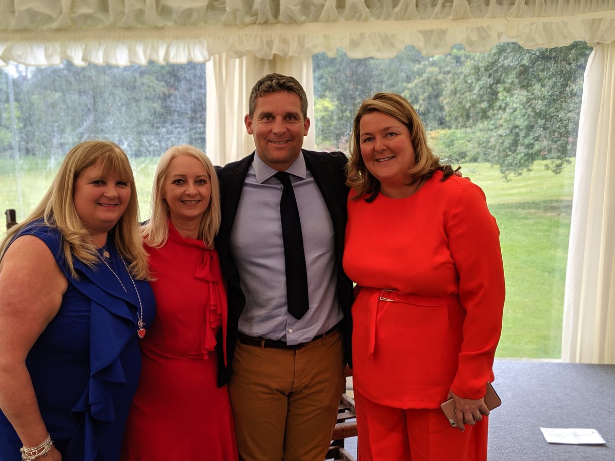 Celebrating 25 amazing years with all these amazing people # best day # spoilt 😁