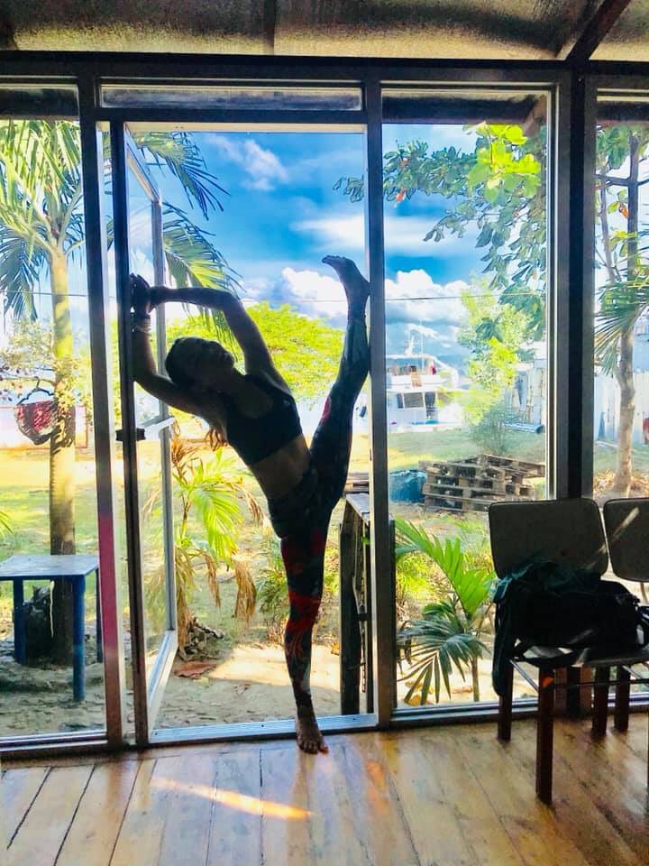 CecileFortuna's tweet photo. Some people think that the physical things define what’s within. 
And I’ve been there before, and that life’s a bore.
So full of superficial
Some people want it all
But i don’t want nothing at all
All I want is My God, Family, and My Genuine Friends... https://t.co/4uUBWg56Pl